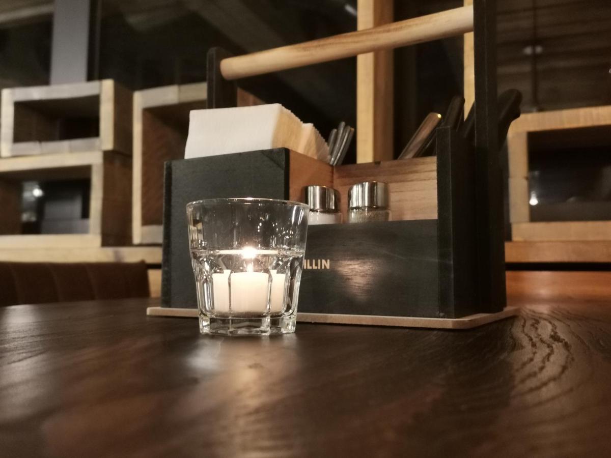 Hotel Lodge Inn フィエッシュ エクステリア 写真